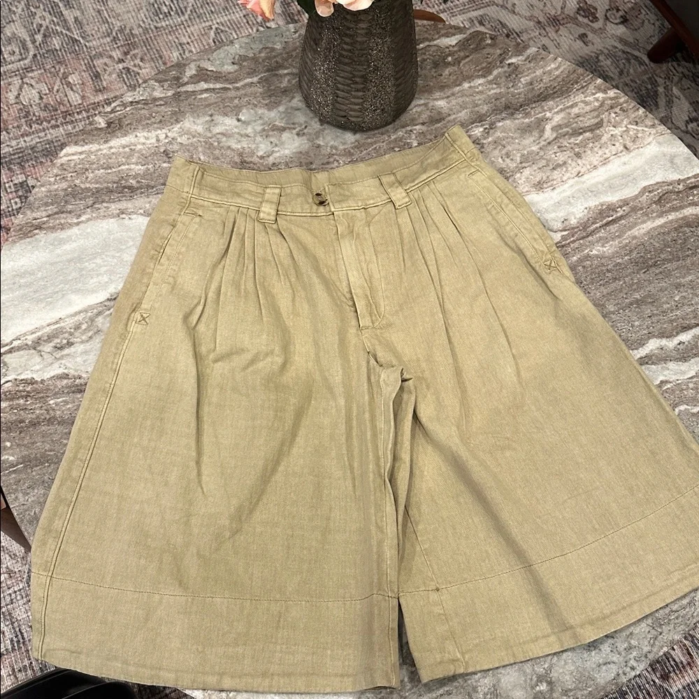 NEW Free People Sadie A-Line Long Pleated Women's Shorts Aloe Green NWOT Sz 6 - Picture 3 of 9